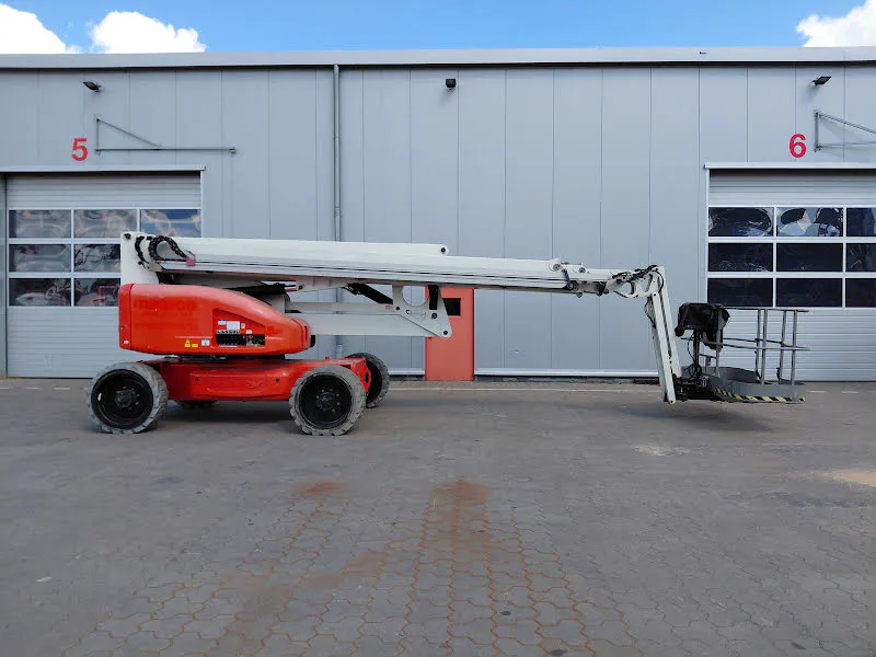 Niftylift HR28 HYBRID 4X4 2017 - Nacelle articulée image 3 miniature