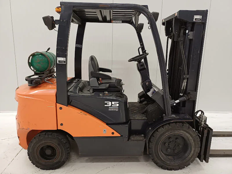 Doosan G35C-7 2018 - Carretilla elevadora GLP imagen 3 miniatura