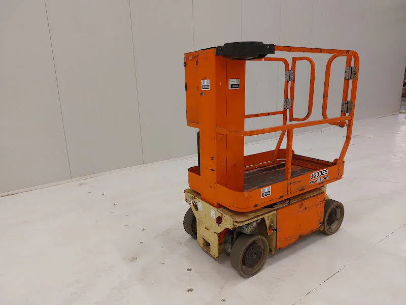 Jlg 1230ES 2016 - Personnel lift image 2 thumbnail