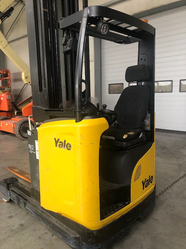 Yale MR20HD 2018 - Reach Truck image 2 thumbnail