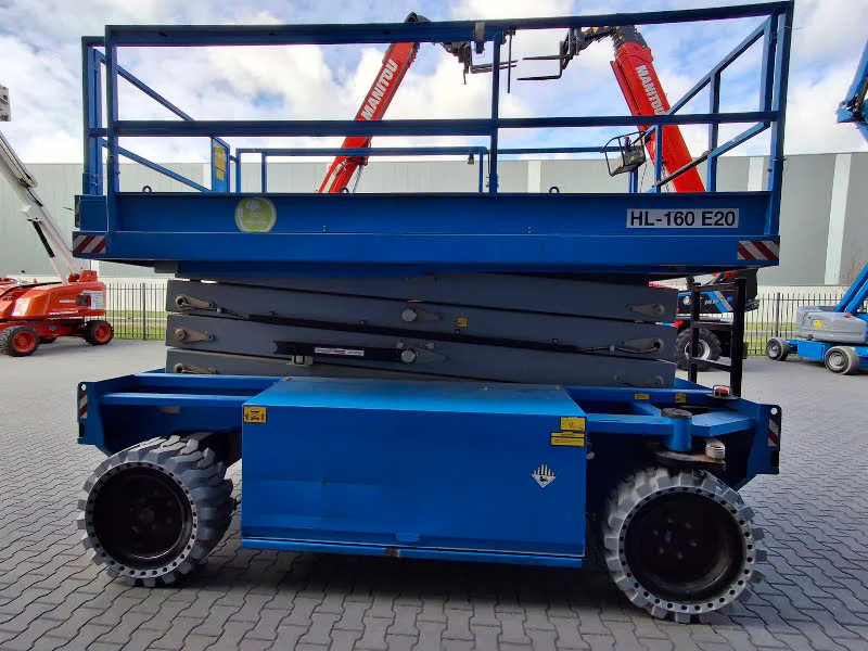 Holland Lift HL-160 E20 2019 - Scissor lift image 1