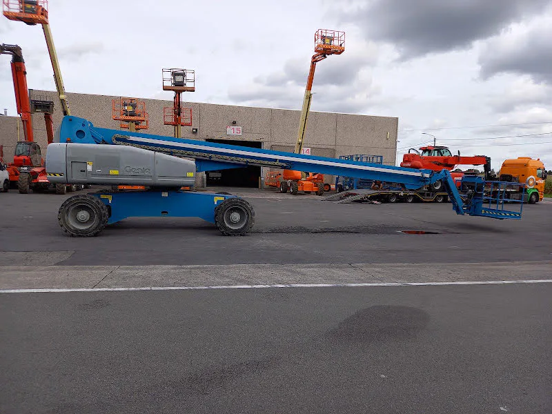 Genie S-105 2015 - Telescopic boom lift image 2 thumbnail