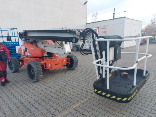Niftylift HR21 HYBRID 4X4 2017 - Nacelle articulée image 2 miniature