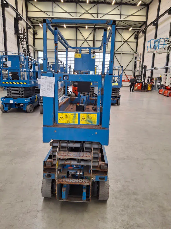 Genie GS-1532 2017 - Scissor lift image 3 thumbnail