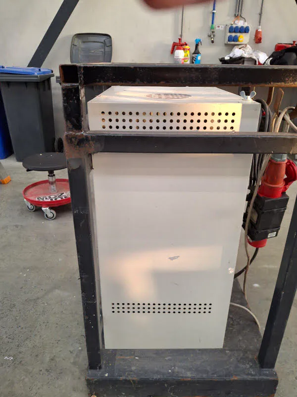 Mcrd FORKLIFT / REACHTRUCK CHARGER - Другая складская техника изображение 3 миниатюра