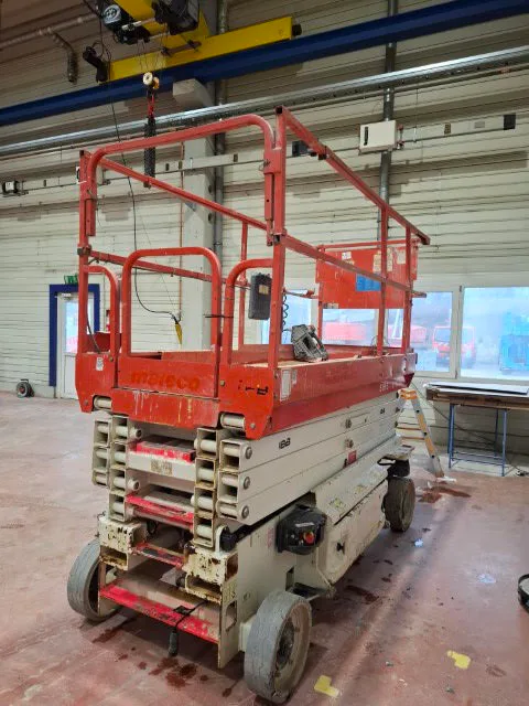 Jlg 2646ES 2015 - Piattaforma a forbice immagine 2 miniatura