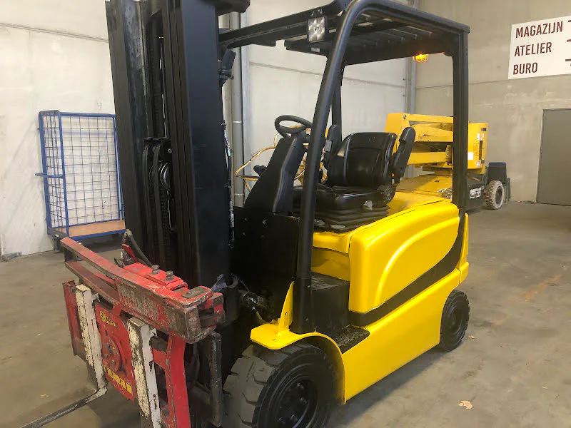 Yale ERP25VL 2011 - Electric forklift image 1