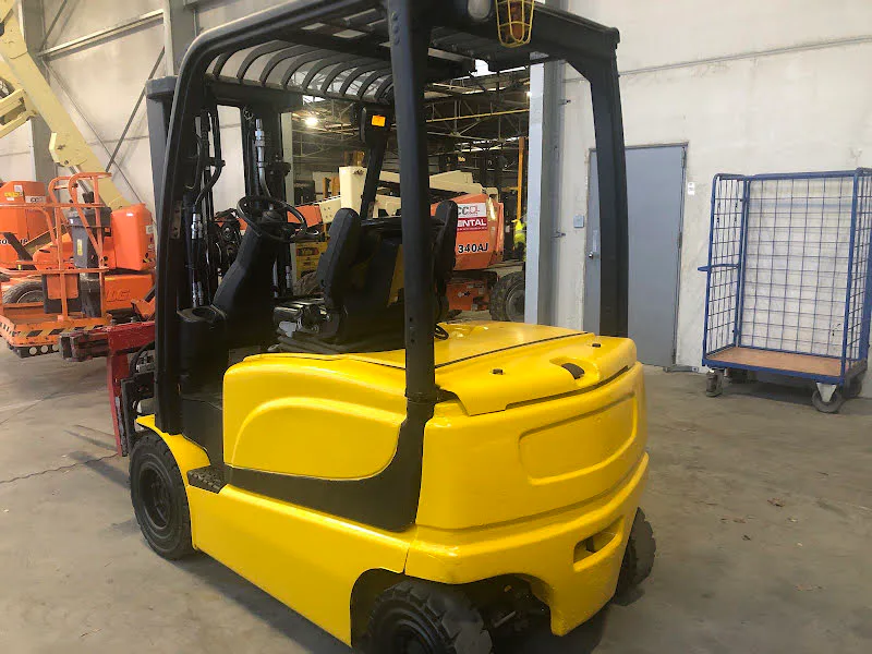 Yale ERP25VL 2011 - Electric forklift image 3 thumbnail
