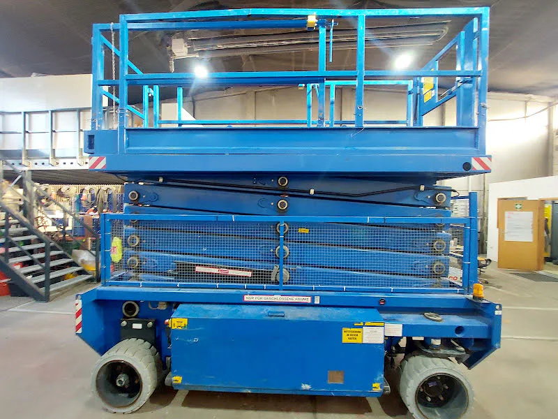 Holland Lift HL-190 E12 2016 - Nacelle ciseaux image 1