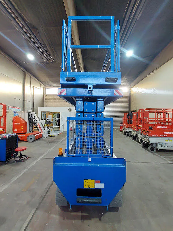 Holland Lift HL-190 E12 2016 - Nacelle ciseaux image 2 miniature
