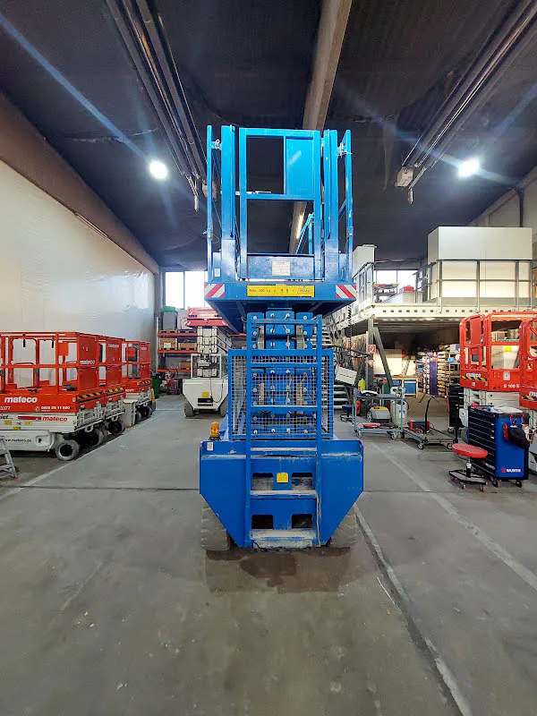 Holland Lift HL-190 E12 2016 - Nacelle ciseaux image 3 miniature