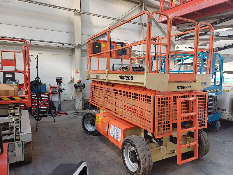 Jlg 3369LE 2015 - Scissor lift image 2 thumbnail