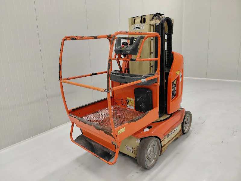 Jlg TOUCAN 8E 2014 - Personnel lift image 1