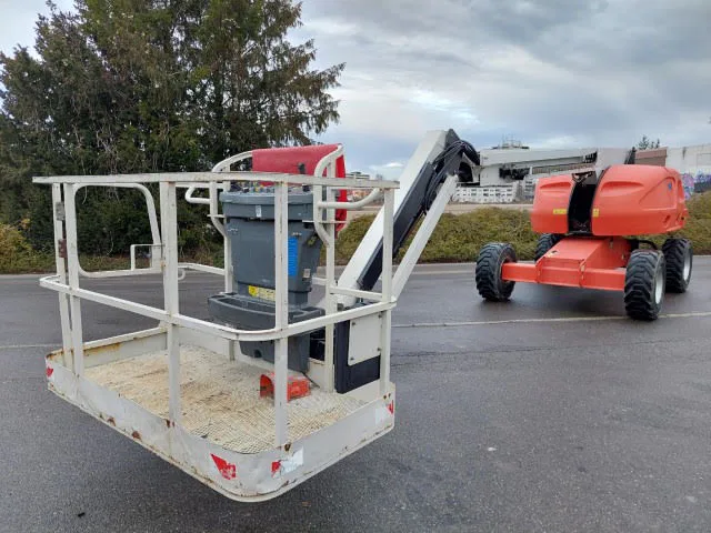 Jlg 460SJ 2014 - Telescopic boom lift image 2 thumbnail