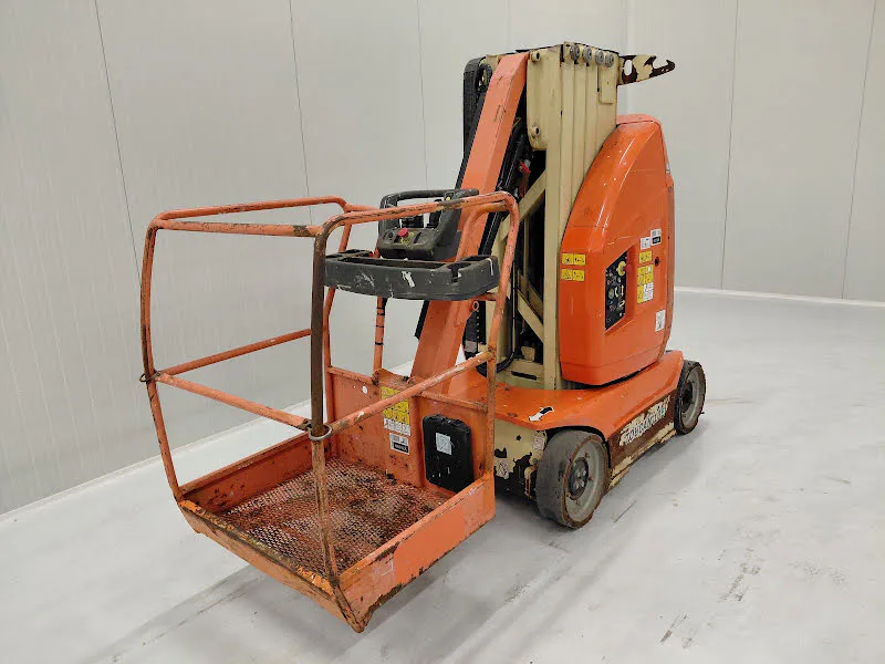 Jlg TOUCAN 10E 2015 - Personnel lift image 1