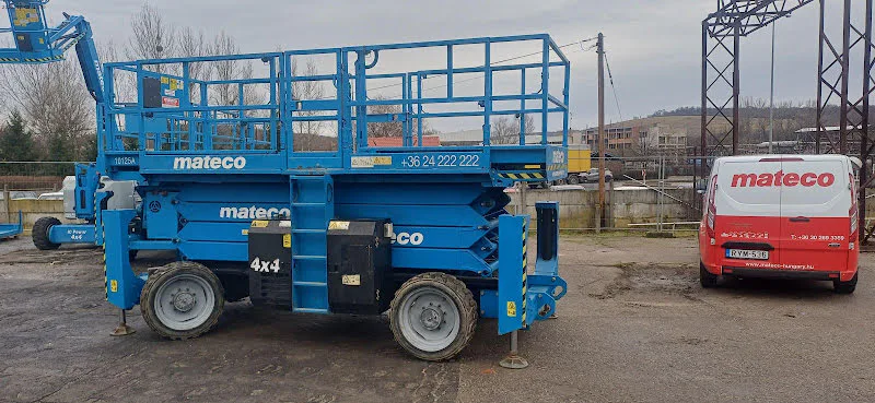 Genie GS-4390 RT 2016 - Scissor lift image 1