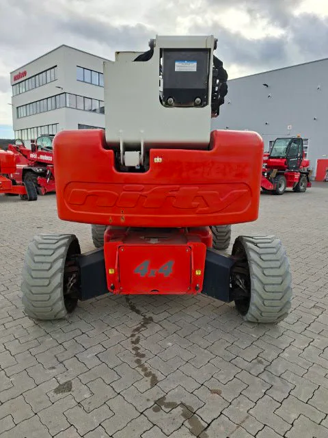 Niftylift HR28 HYBRID 4X4 2016 - Kloubová plošina obrázek 3 náhled