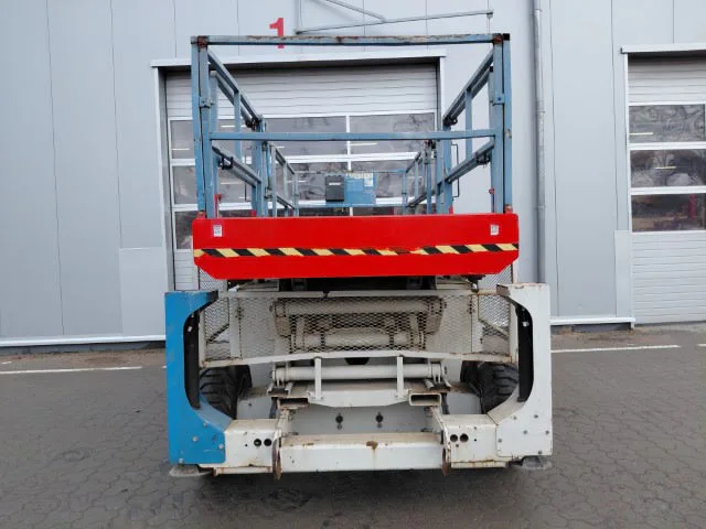 Genie GS-3390 RT 2013 - Nůžková plošina obrázek 2 náhled