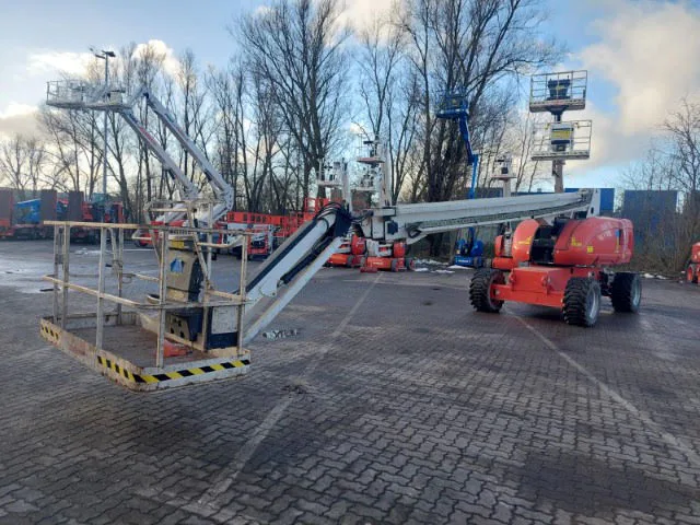 Jlg 860SJ 2016 - Telescopic boom lift image 1