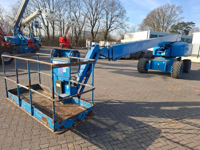 Genie S-85 2014 - Telescopic boom lift image 1