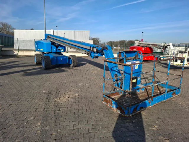 Genie S-85 2014 - Telescopic boom lift image 2 thumbnail