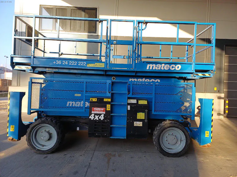Genie GS-5390 RT 2015 - Scissor lift image 2 thumbnail