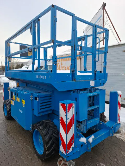 Genie GS-3369 RT OR 2016 - Nůžková plošina obrázek 2 náhled