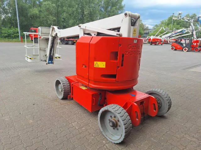 Genie Z-34/22N 2014 - Articulated boom lift image 3 thumbnail