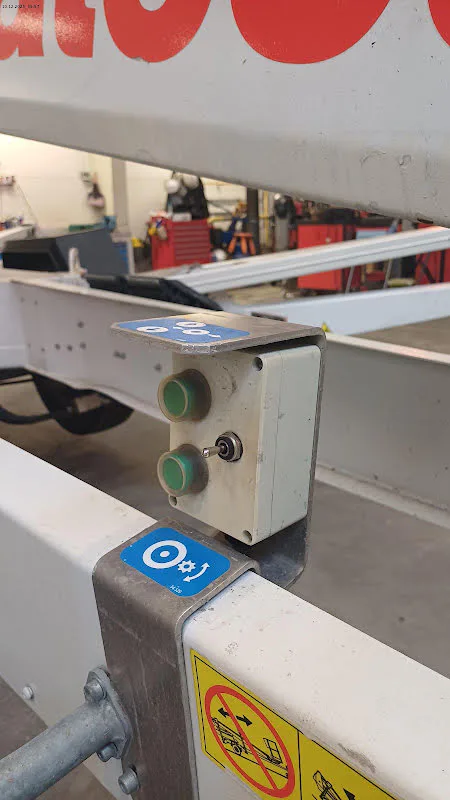 Dinolift 230T 2018 - Trailer-mounted aerial platform image 2 thumbnail