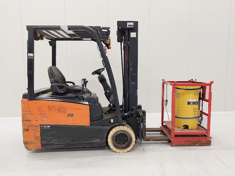 Doosan B20T-7 2015 - Electric forklift image 2 thumbnail