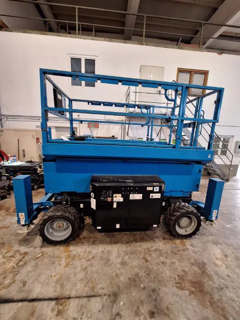 Genie GS-4069 RT OR 2015 - Plataforma de tesoura imagem 2 miniatura