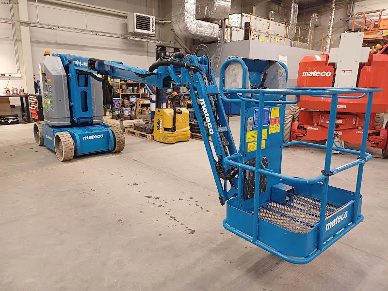 Genie Z-30/20N RJ 2015 - Articulated boom lift image 1