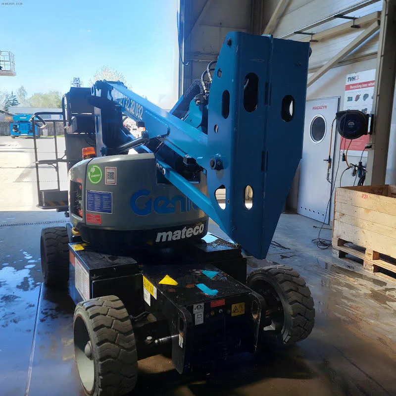 Genie Z-33/18 2015 - Nacelle articulée image 3 miniature