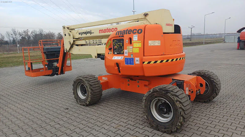 Jlg 450AJ SII 2015 - Articulated boom lift image 2 thumbnail