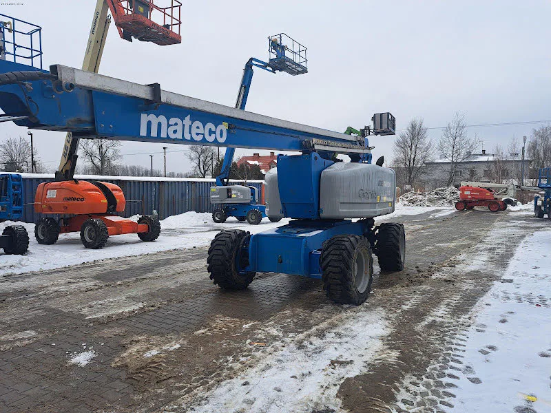 Genie Z-80/60 2015 - Articulated boom lift image 1