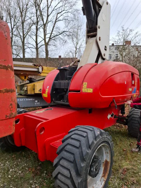 Jlg 860SJ 2013 - Telescopic boom lift image 1