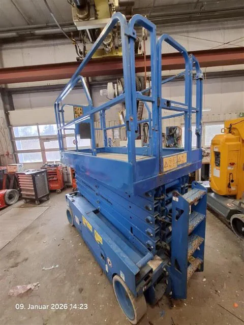 Genie GS-4047 2015 - Scissor lift image 3 thumbnail