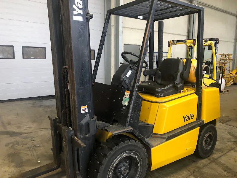 Yale GLP30TF 1995 - LPG forklift image 1