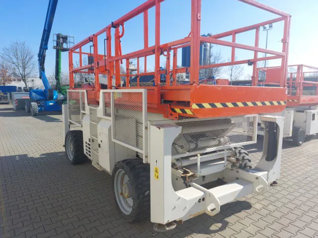 Genie GS-3390 RT 2015 - Scissor lift image 2 thumbnail