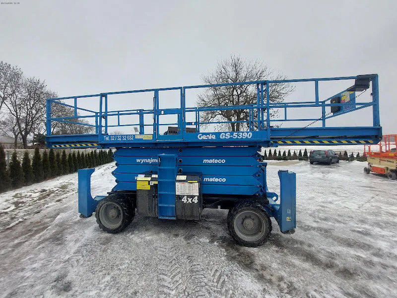 Genie GS-5390 RT 2017 - Scissor lift image 1