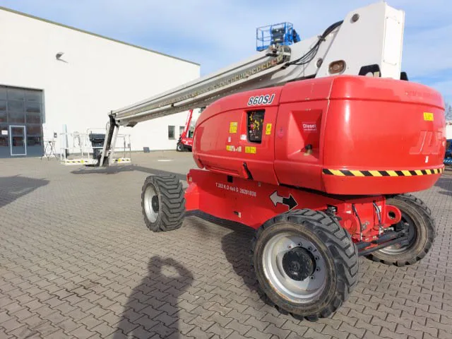 Jlg 860SJ 2014 - Telescopic boom lift image 3 thumbnail