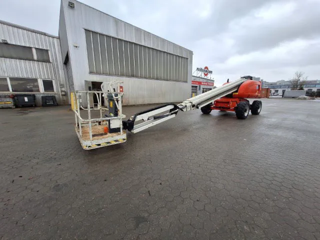 Jlg 660SJ 2015 - Telescopic boom lift image 3 thumbnail