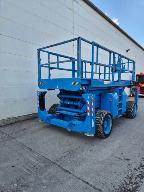 Genie GS-3390 RT 2017 - Nůžková plošina obrázek 1