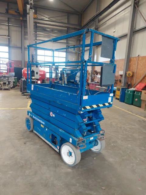 Skyjack SJIII 3226 2015 - Scissor lift image 2 thumbnail