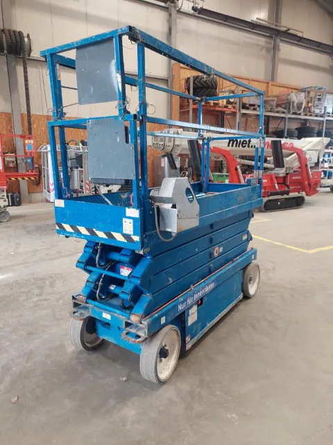 Skyjack SJIII 3226 2015 - Scissor lift image 3 thumbnail