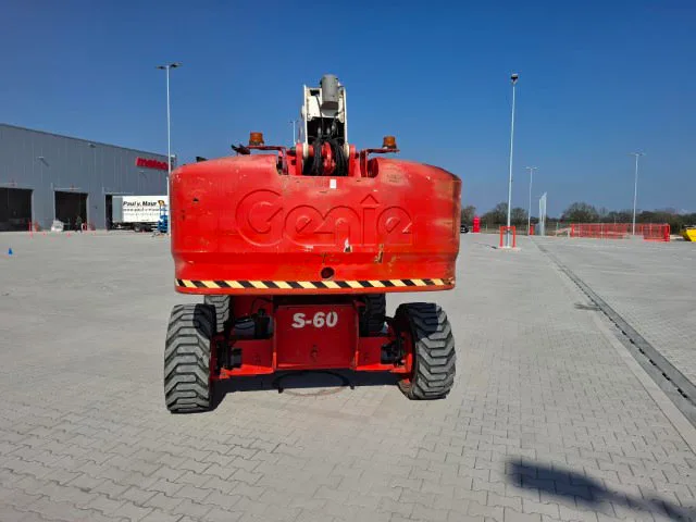 Genie S-60 HC 2014 - Telescoophoogwerker afbeelding 3 miniatuur