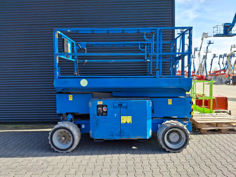 Genie GS-2669 DC 2013 - Schaarhoogwerker afbeelding 1