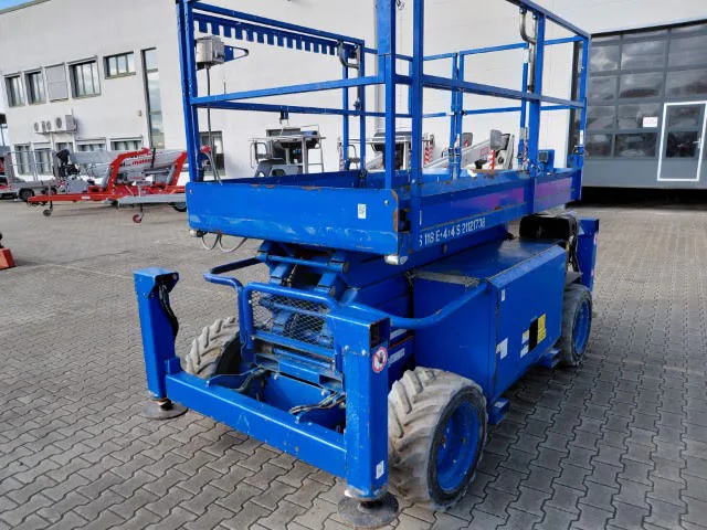 Skyjack SJ6832 RTE 2017 - Schaarhoogwerker afbeelding 2 miniatuur