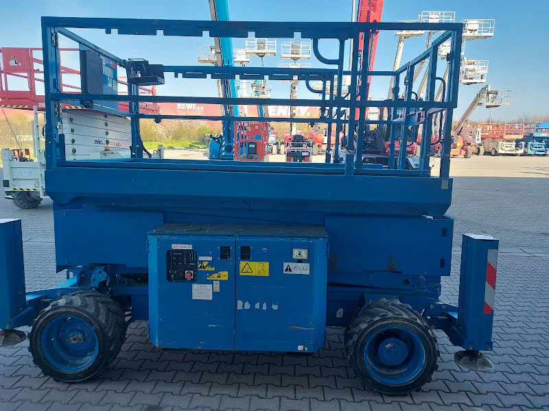 Genie GS-3369 RT OR 2015 - Schaarhoogwerker afbeelding 3 miniatuur