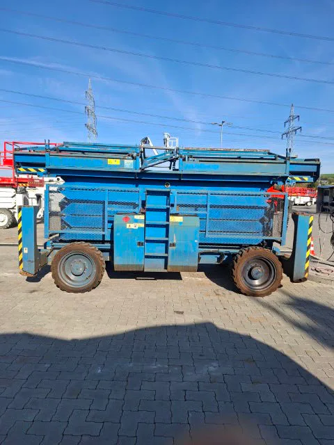 Genie GS-5390 RT 2015 - Schaarhoogwerker afbeelding 1